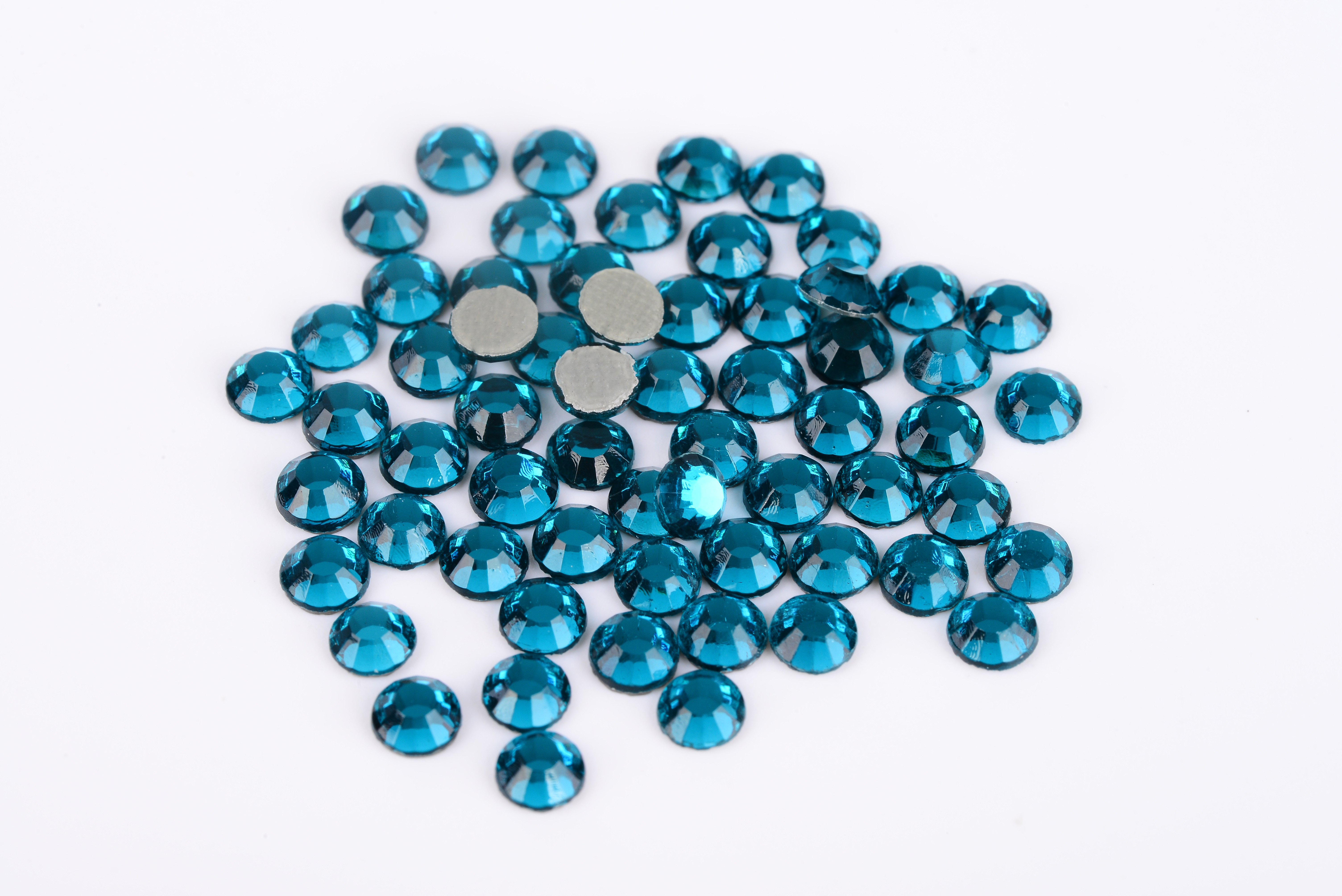 Quality Lead Free Hotfix Crystal Rhinestones High Color Accuracy Wear Resistance wholesale