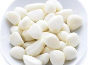 Quality 2019 wholesale white peeled garlic 6 cm fresh garlic wholesale