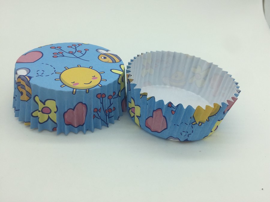 Quality Cute Marine Greaseproof Baking Cups , Disposable Blue Cupcake Wrappers Organism Pet Inside wholesale
