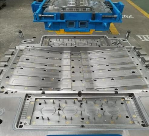 Quality High Stiffness  Permanent Mold Casting Aluminum Foundry CNC Machining wholesale