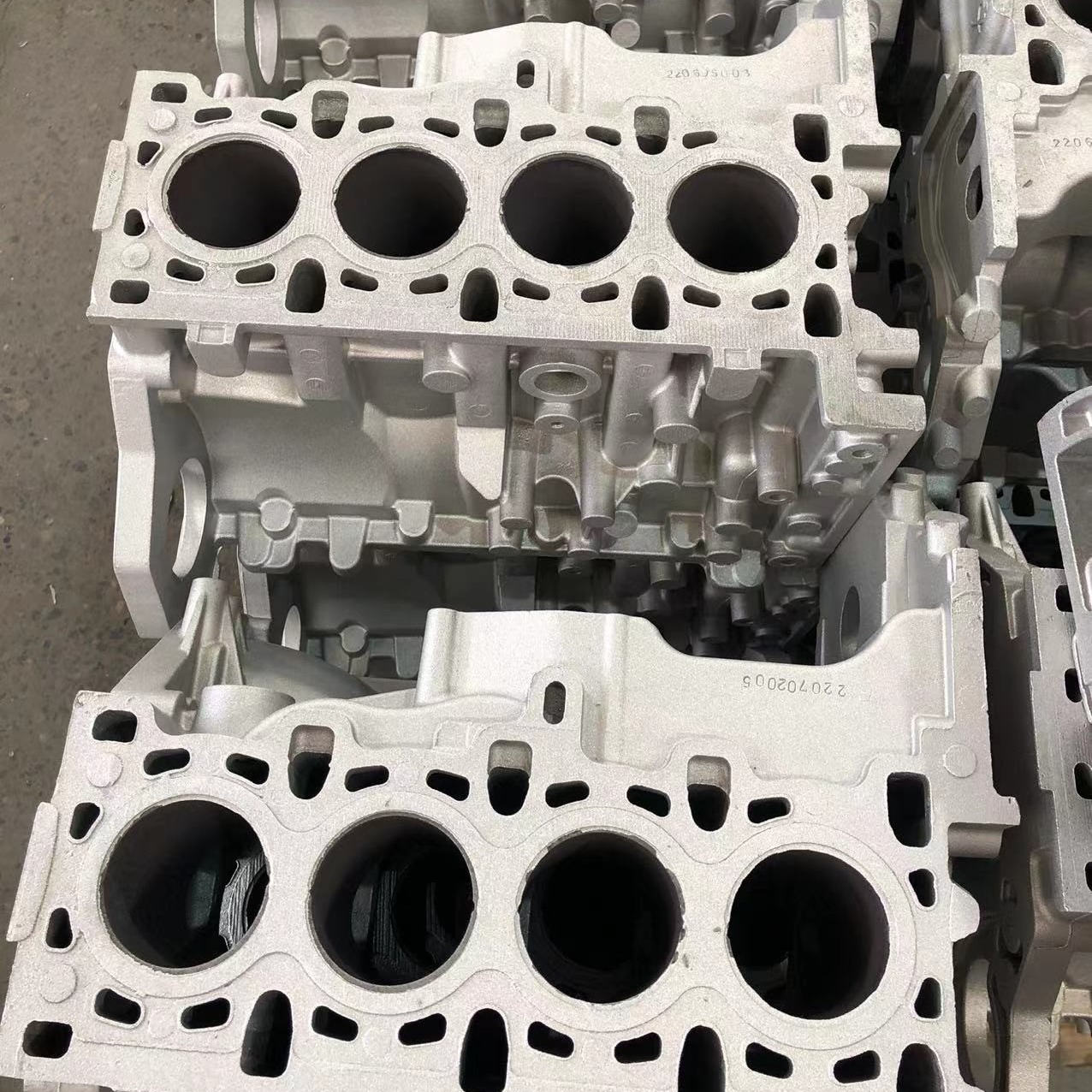 Quality Custom Cylinder Head Low Pressure Aluminum Casting LPDC Die Casting wholesale