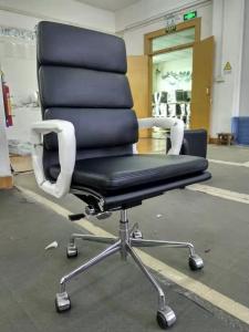 Quality Simple Modern High Back Executive Office Chair , High Elasticity Leather Executive Chair wholesale