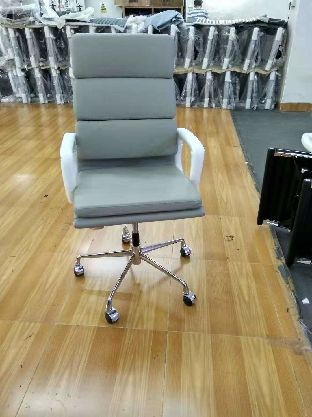 Quality Swivel Luxury Executive Office Chair High Back Grey Color With Lift / Tilt Function wholesale