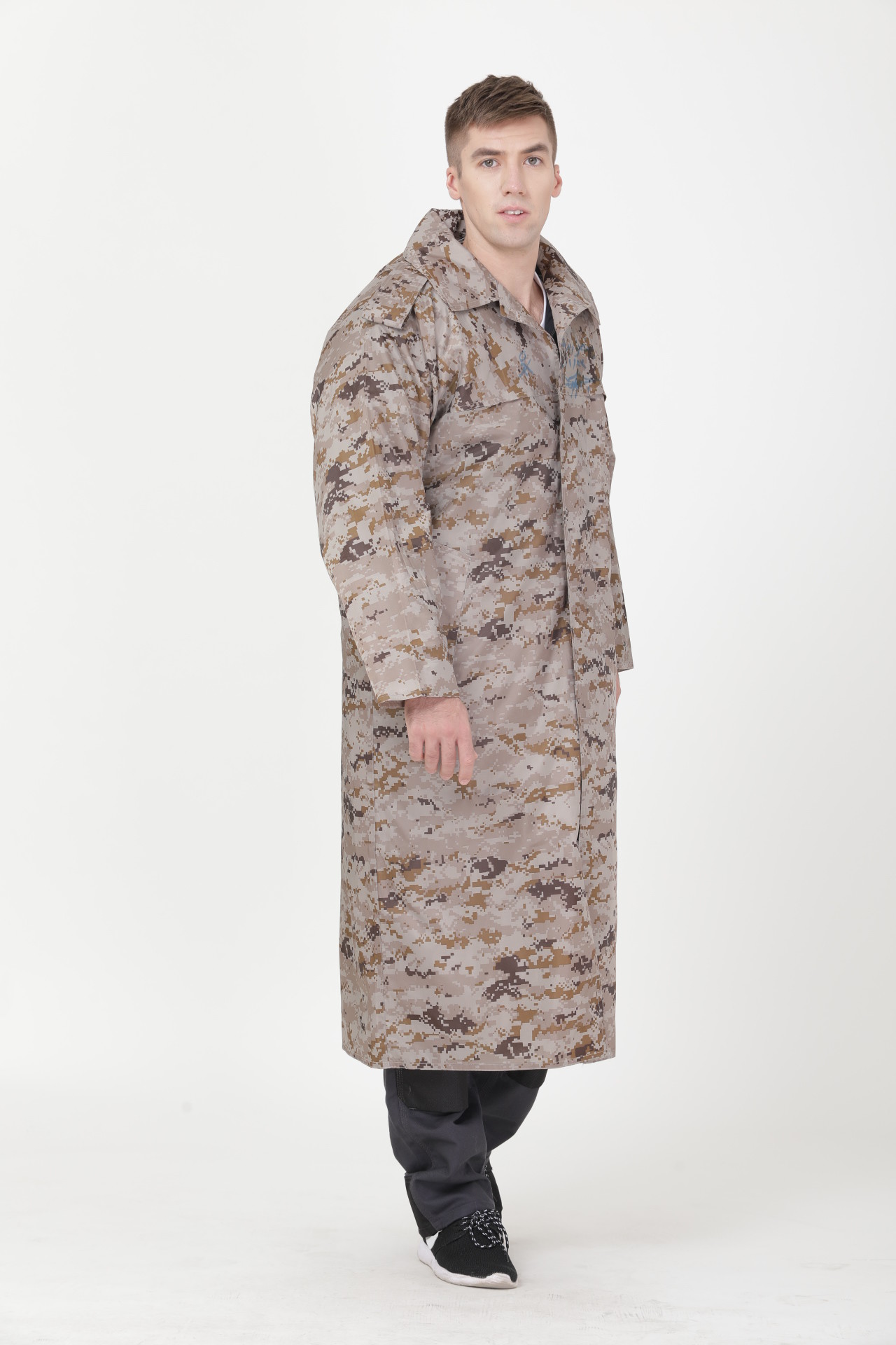 Quality Waterproof Work Clothes Mens Long Raincoat With Hood / Lining Camouflage Printed wholesale