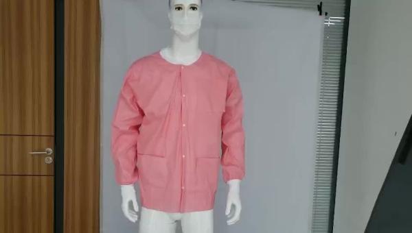 S&J Wholesale dental pink disposable hospital gown non woven women lab jacket