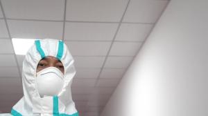 Quality S&amp;J White working protective hooded coverall SMS nonwoven disposable waterproof coverall wholesale