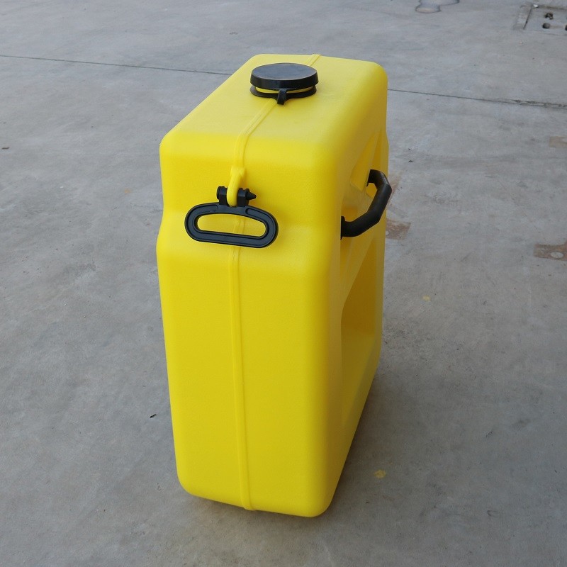 Versatile portability emergency eyewash station 14 gallon 53L,ABS portable eye wash station, plastic emergency eye wash