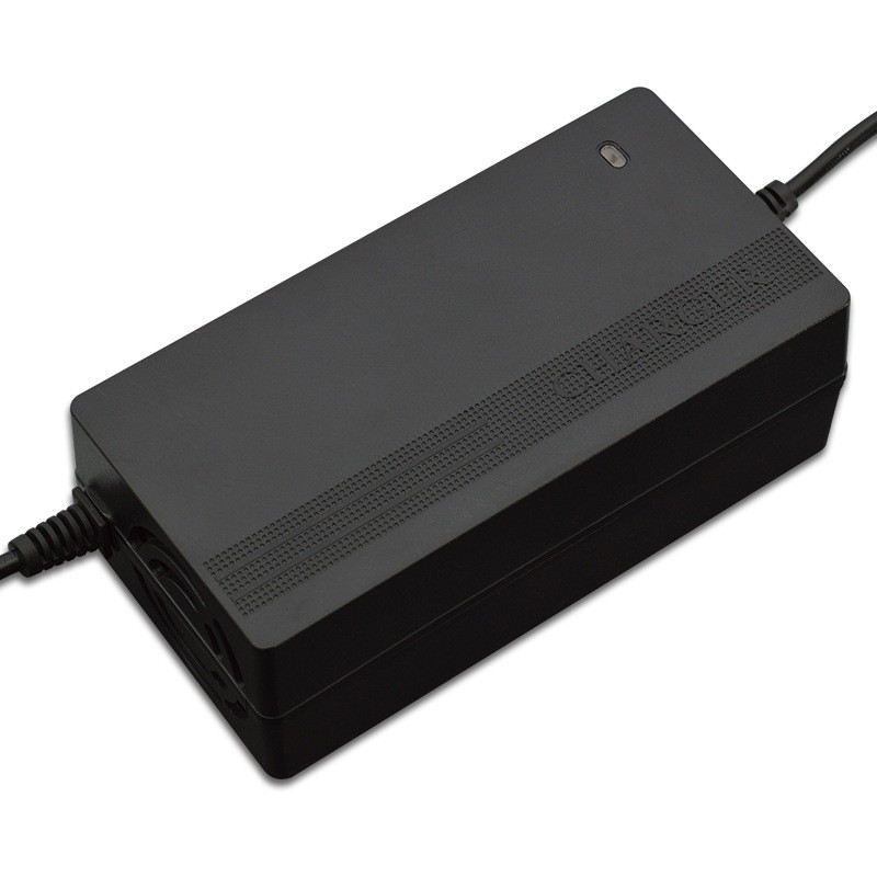 Private Mold 12V/1.5A Output Intelligent Motorcycle Charger for Customized 24V 12AH 36V 20AH 72V5A 72V40Ah E-bike Battery