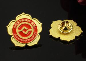 Quality Zinc-alloy flower metal paint brooch pin golden color university school badges corporate promotional activities, badges wholesale