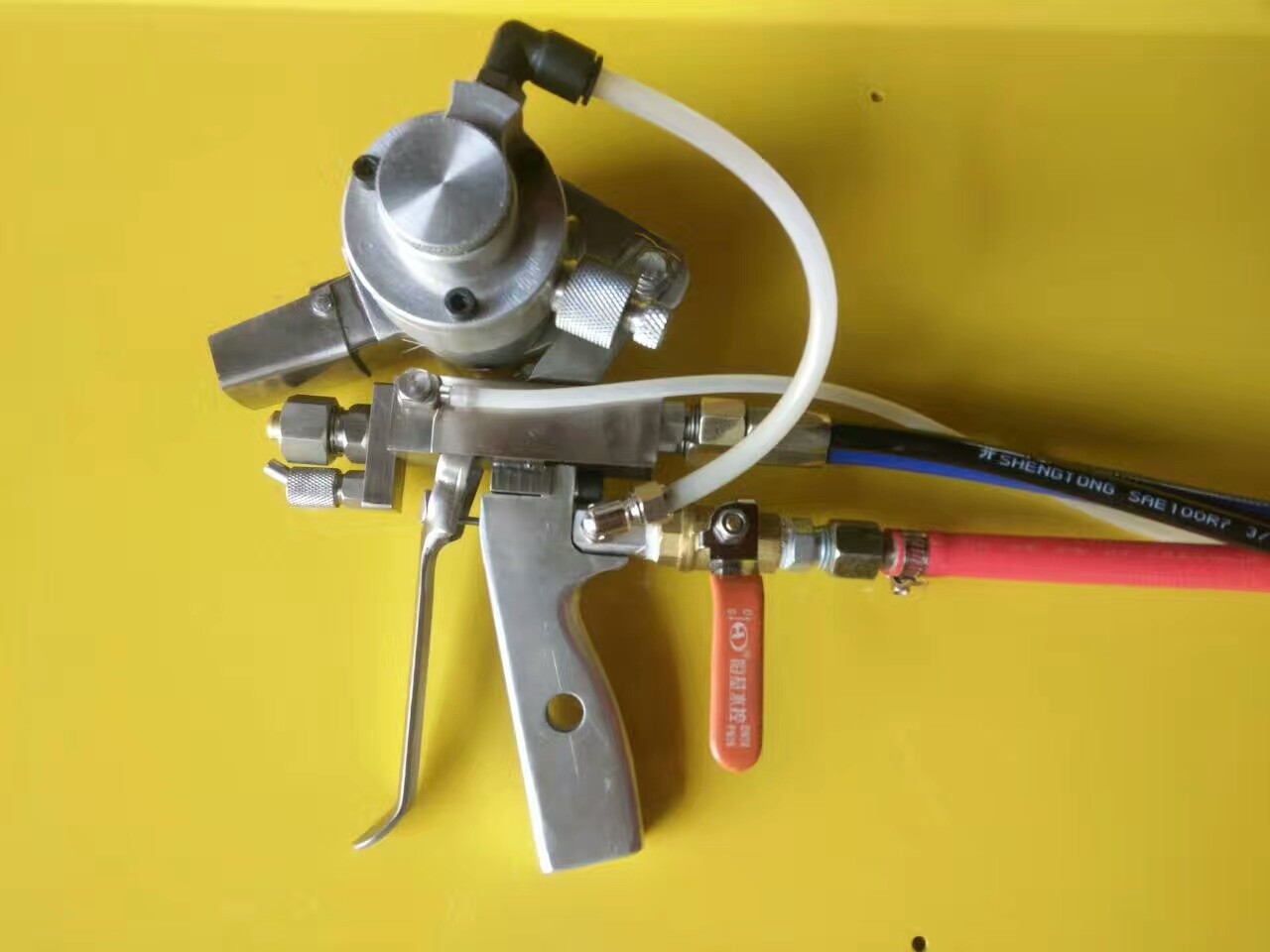 Pistolet de pulvérisation de résine avec broyeur / Pistolet de pulvérisation de résine de hacheur de paille/Machine