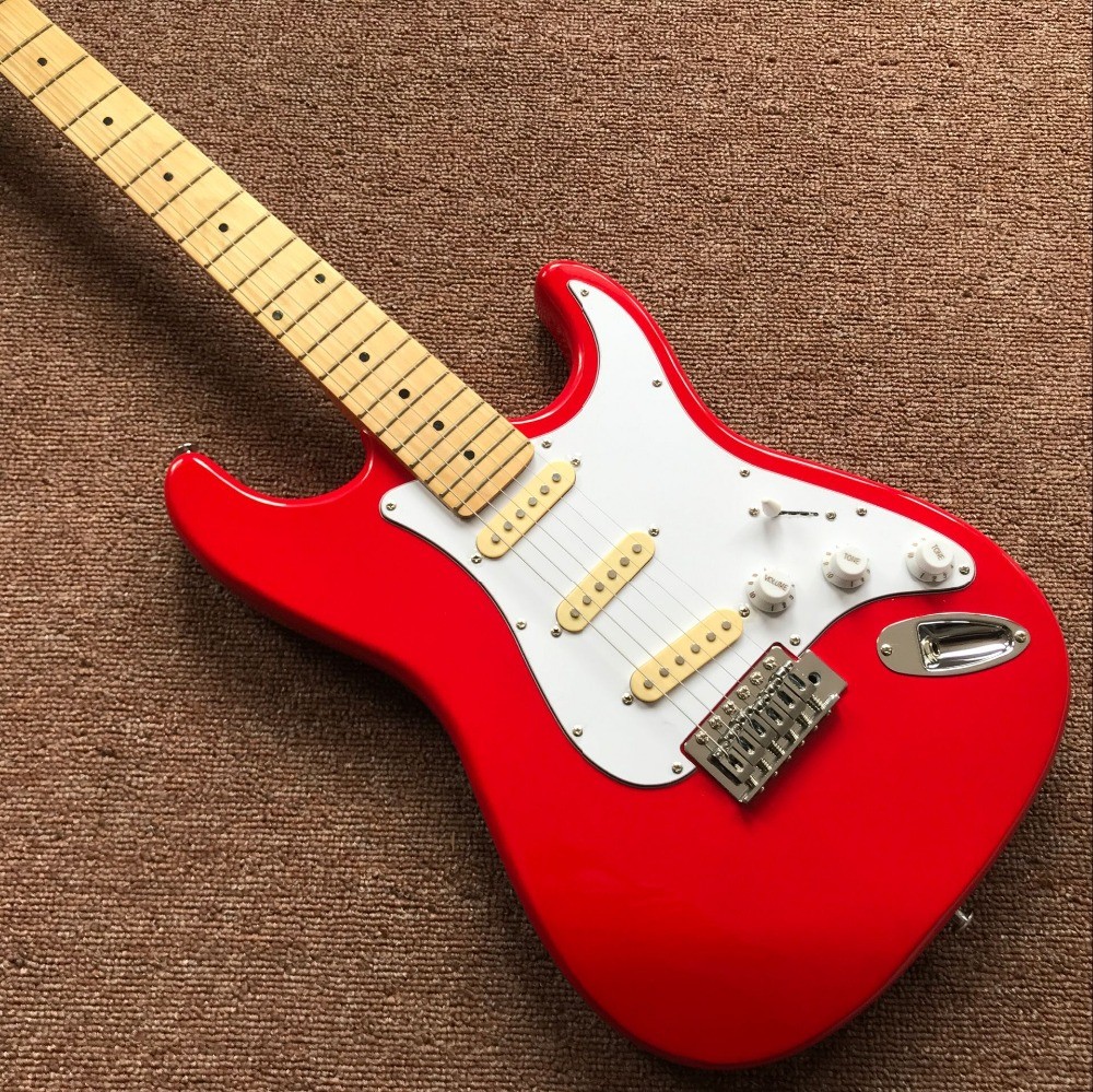 Good quality Malmsteen Scalloped maple fretboard Big Head ST 6 string electric guitarra,red color