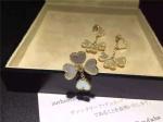 Van Cleef Sweet Alhambra Earrings , White Mother Of Pearl Earrings With Round