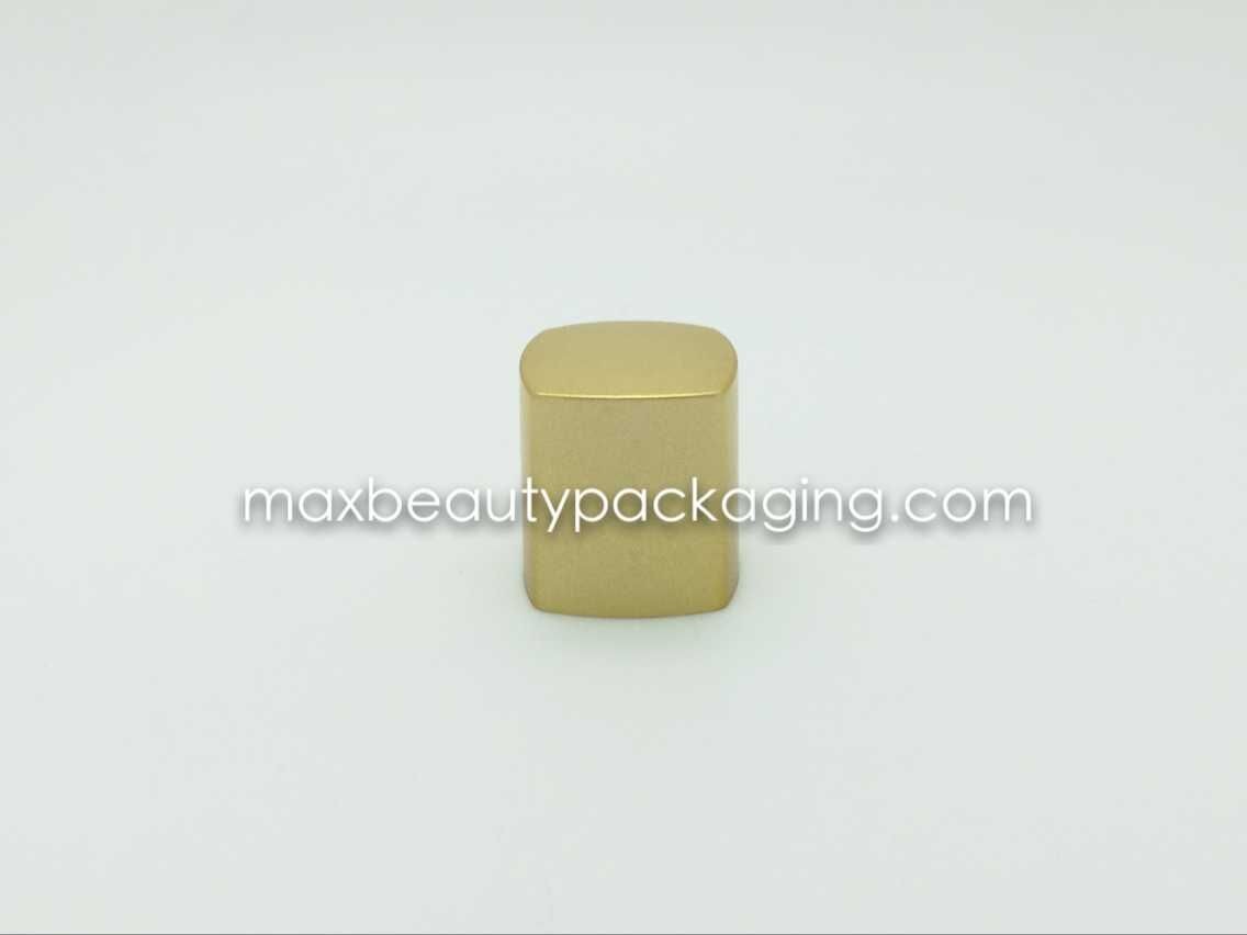 N2076 square small nail polish cap nail polish packaging plastic cap shiny black cap UV coating finish cap