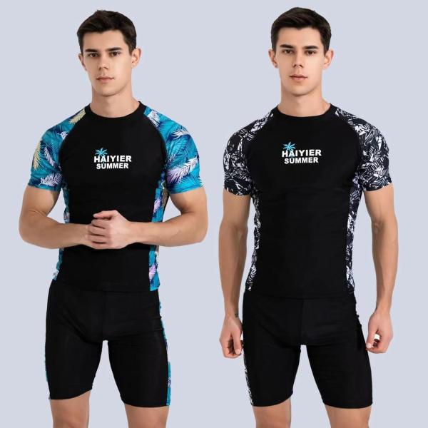 Sports 2 Piece Mens Swimsuit Skin Friendly Printing Stitching Two Piece Swimsuit