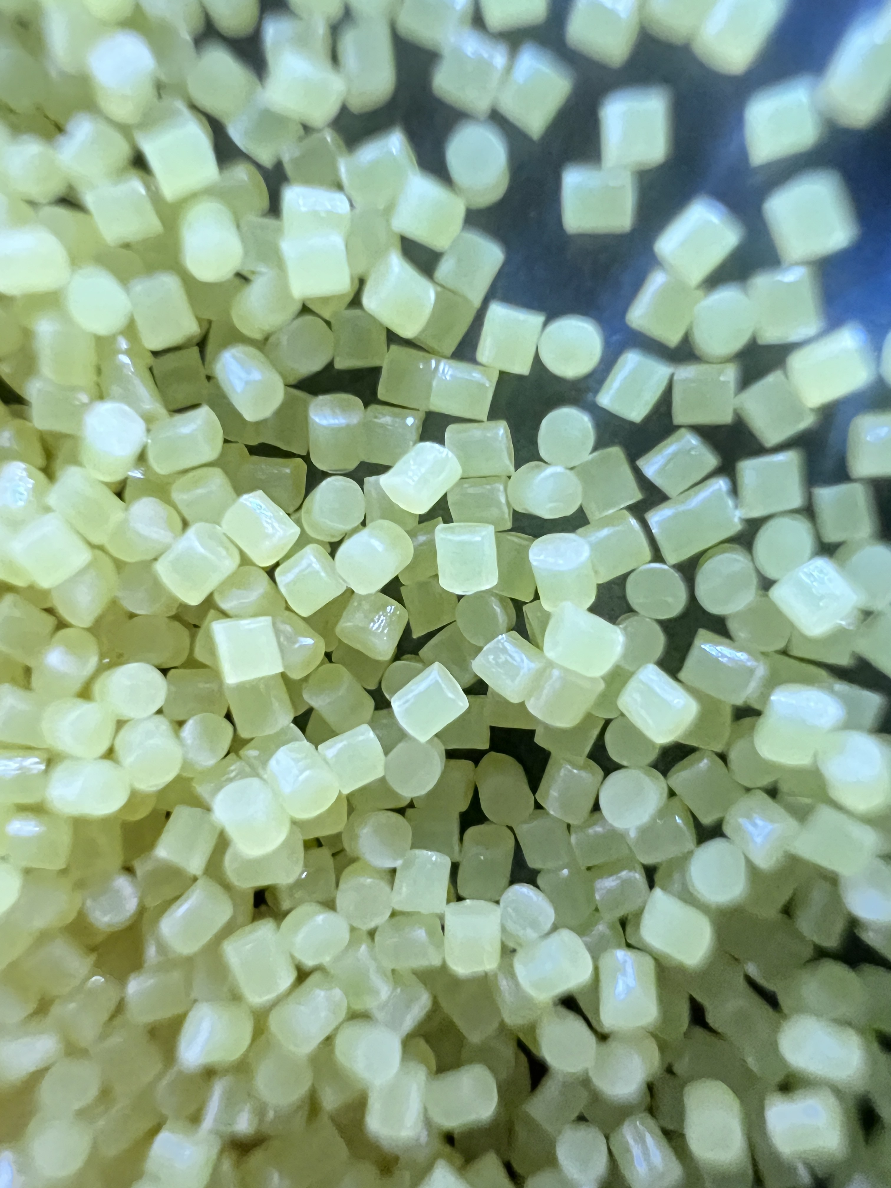 Orange Plastic Blasting Media 0.5mm Round Polyamide Polishing Sands