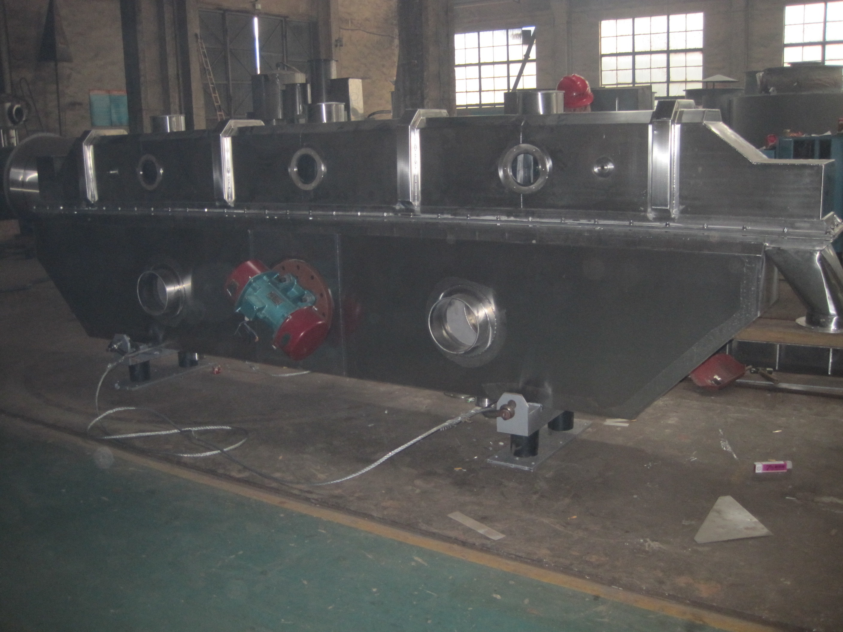 Vibrating Fluid Bed Dryer Machine For Pharmaceutical Indoor Application Drawbench Polish