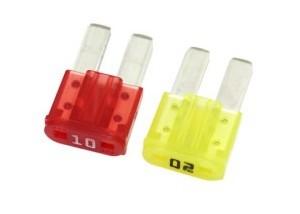 China Narrow Foot Insert Insurance Ultra-small Automotive Blade Fuses 32V 10A Red For Ford Tap Adapter Mini Blade Fuse Holder on sale