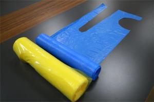 Quality Multi Colored Disposable PE Apron , HDPE / LDPE Disposable Kitchen Aprons wholesale