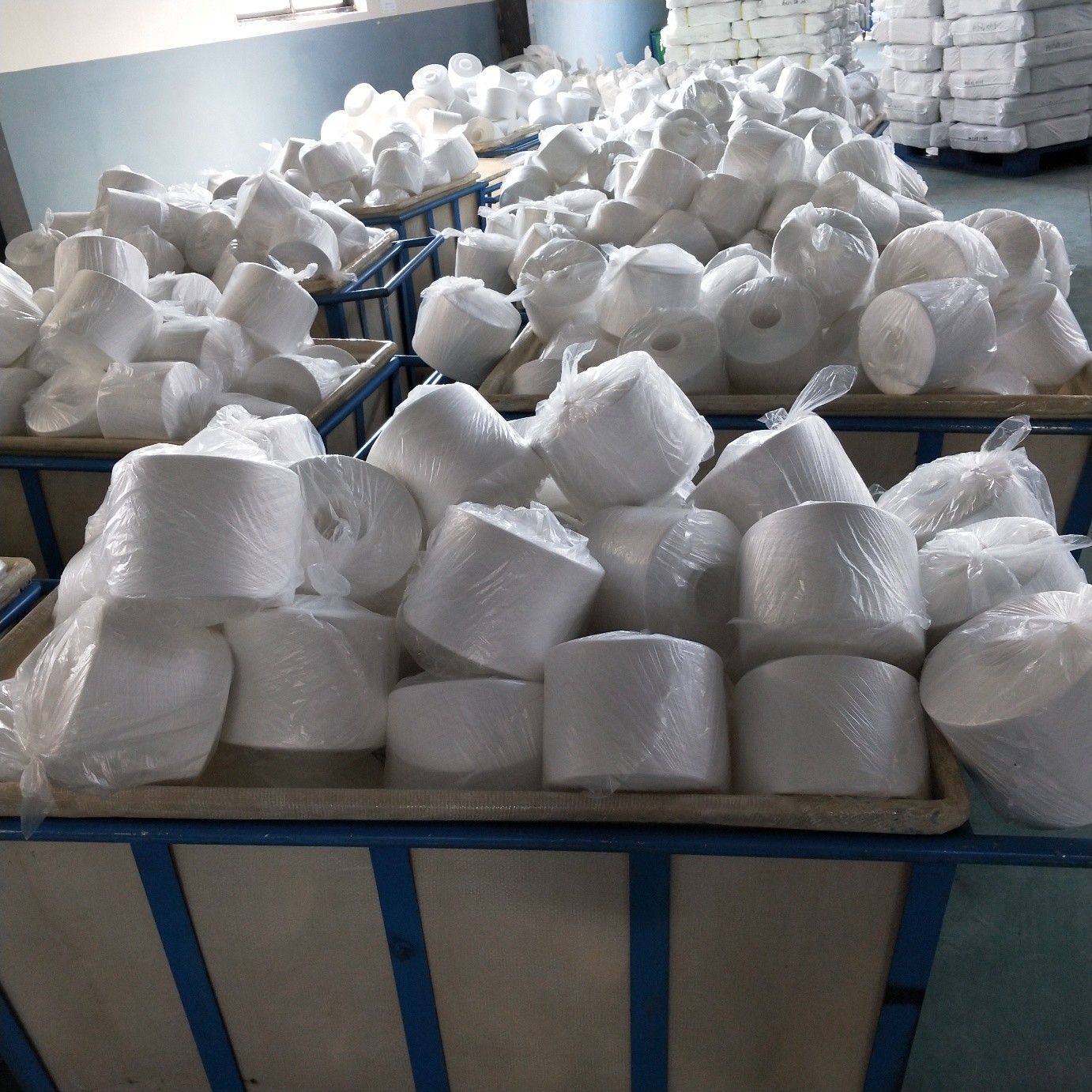 Raw White Poly Poly Core Spun Yarn High Strength Oeko-Tex Standard 100
