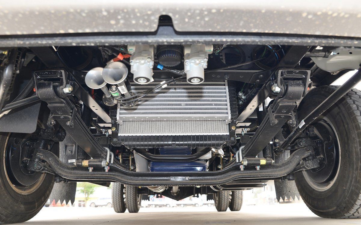HOWO Hummer H 140HP 4.15M Diesel Fuel Light Cargo Truck 95KM/H
