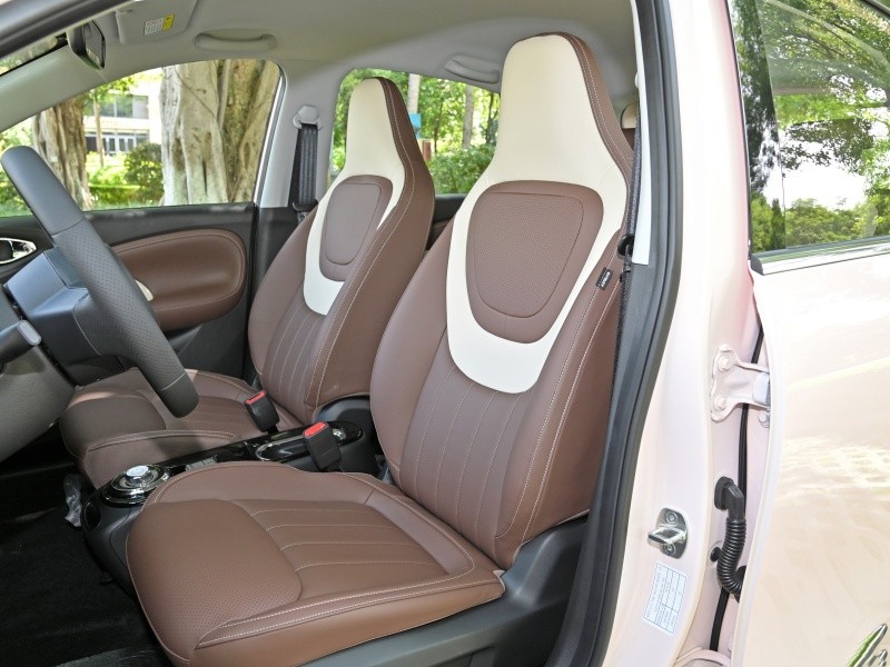 Electric EV Car Wuling Binguo EV 5 Door 4 Seat 2024 New Energy Explosive Cost-Effective Hatchback Electric car