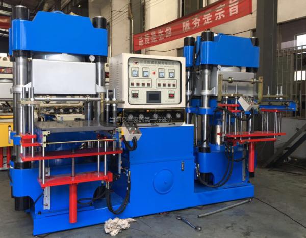 Pump Yongtai 300 Tons Rubber Injection Moulding Machine , Vacuum Vulcanising