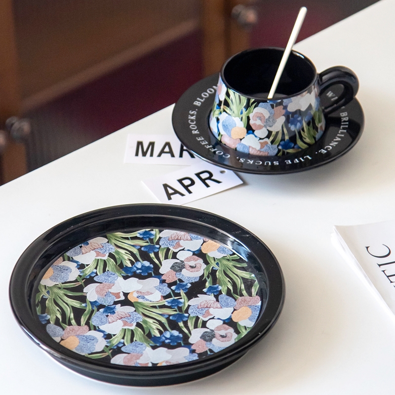 Black Ceramic Coffee Cups With Saucer And Dessert Plate Flower Design Latte Art Cups