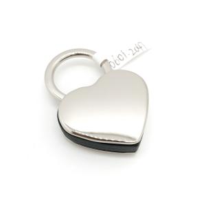 Quality Black heart Metal Key Holder Metal Keychain Holder Minimum Order Quantity 500 wholesale