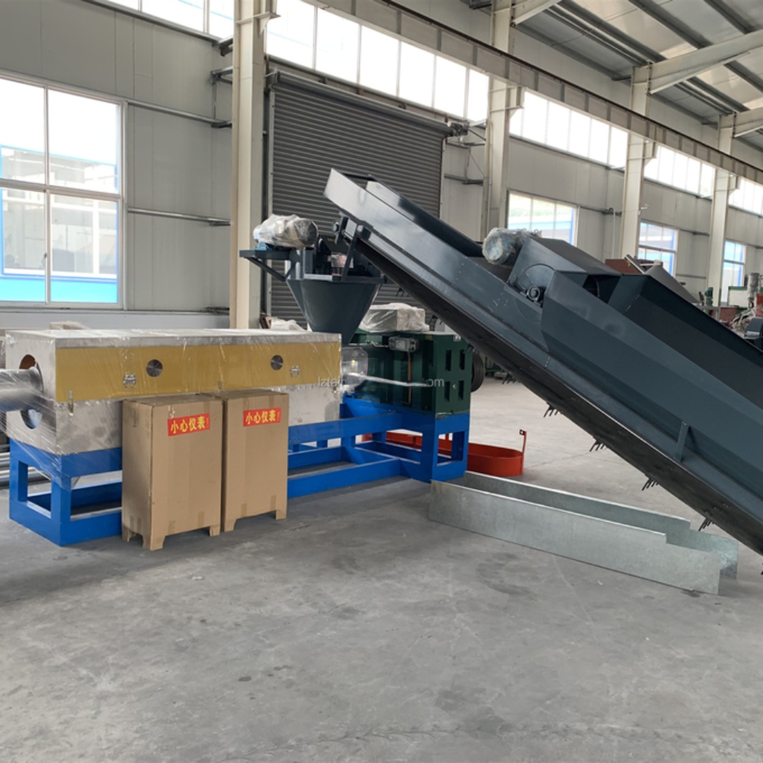Plastic Granulator Recycling Machine for PP PE HDPE LDPE ABS EPS EPE PPR Waste Plastic
