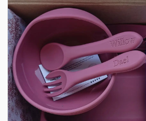 Customize Baby Feeding Silicone Tableware Set With silicone section plate Bib Spoon Bowl Spoon Bowl Plate
