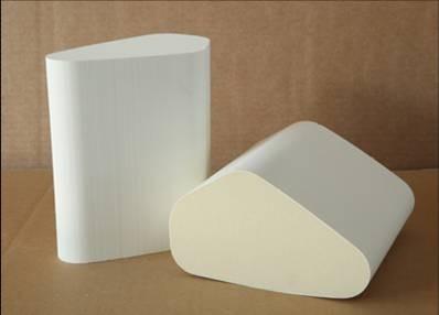 Oval Honeycomb Ceramic Carrier White For Exhaust Gas Purification