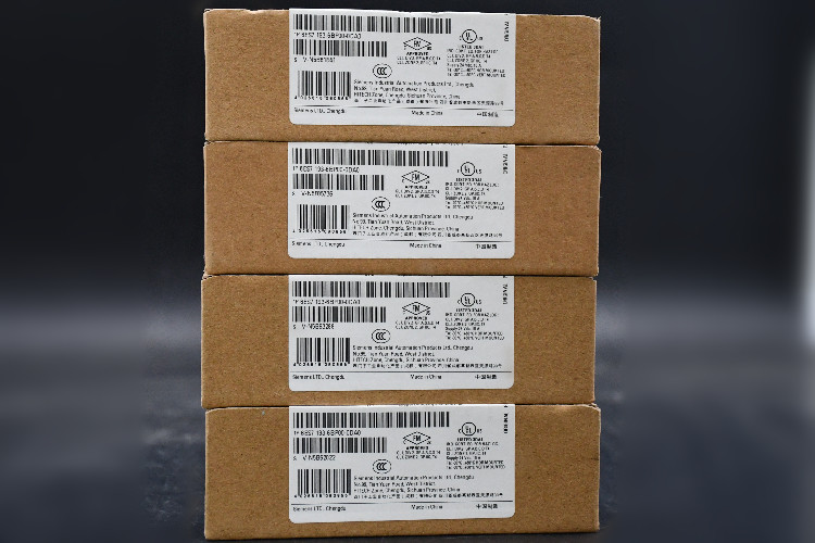 Siemens PLC Expansion Module for use with S7-300 Series, SIMATIC S7-300 Series, SIMATIC