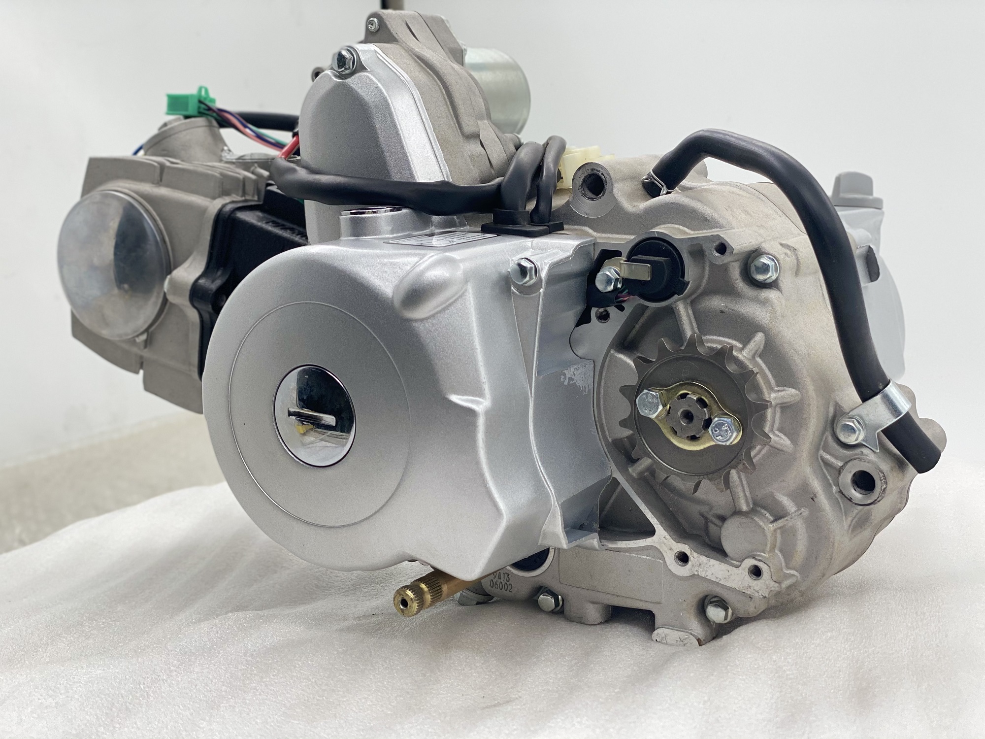 YF157FMI 4 Stroke DAYANG Air Cooled Motorcycle Engine for Semi Automatic Assembly
