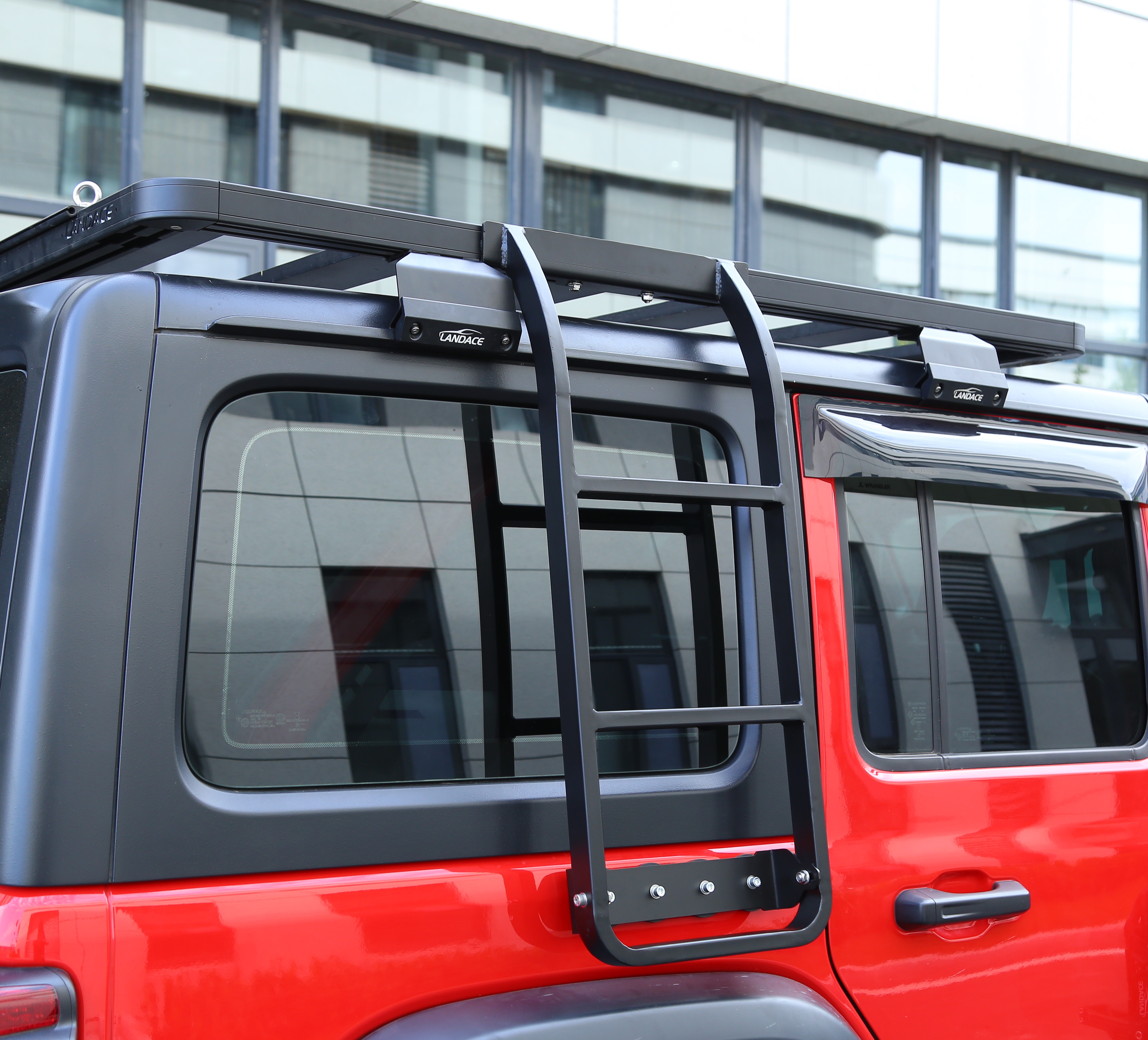 Electrophoresis Surface 4*4 Ladders for Truck Tailgate and Car Roof 833*400*261mm Size