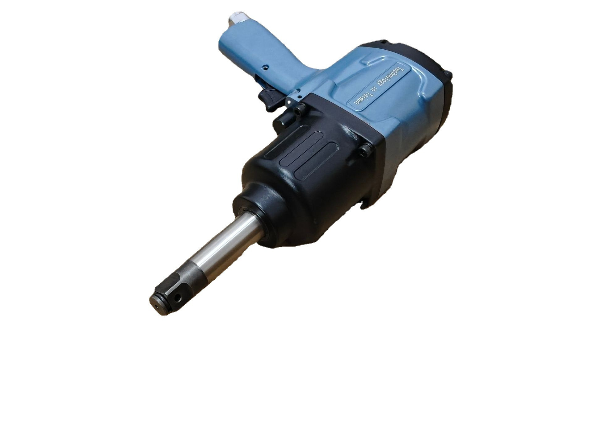 6000rpm Central Pneumatic 1/2 In Air Impact Wrench For Car With Rubber Cover