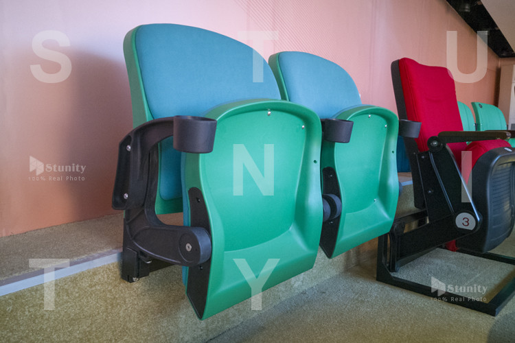 Customized Beam Mounted Folding Plastic Stadium Chair
