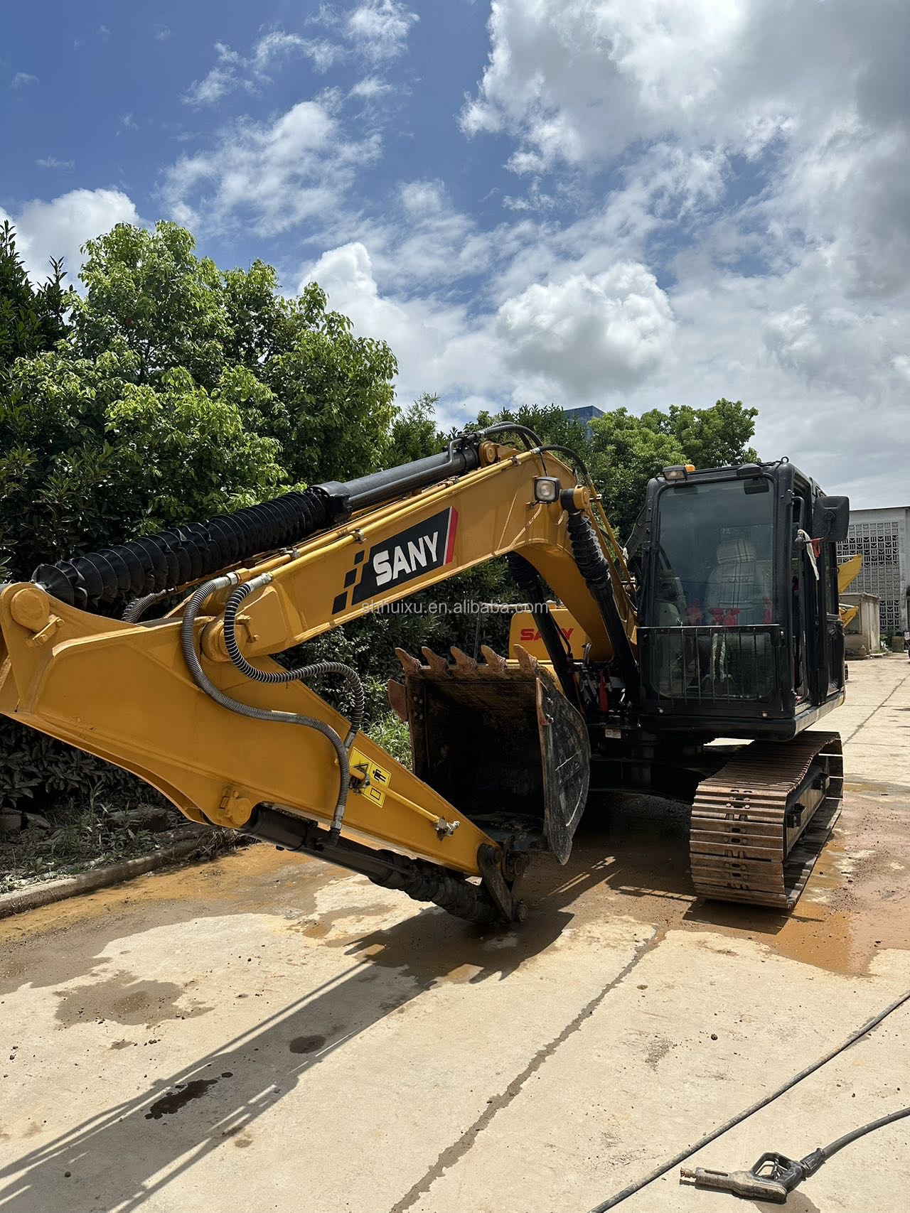 Yellow 13 Ton Chinese Used Excavator Sany 135 0.7m3 Bucket Capacity