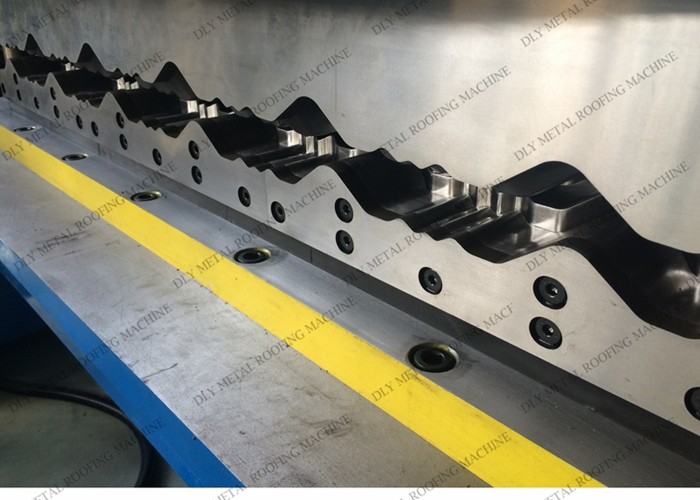1.25m Metal Roofing Machine PLC 7m Corrugated Roll Making Equipment