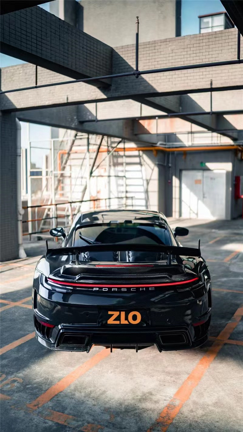 Auto Parts for Porsche 911 992 Body Kit Dry Carbon Fiber Material 911 992 Upgraded TOPCAR Style Body Kit Spoiler