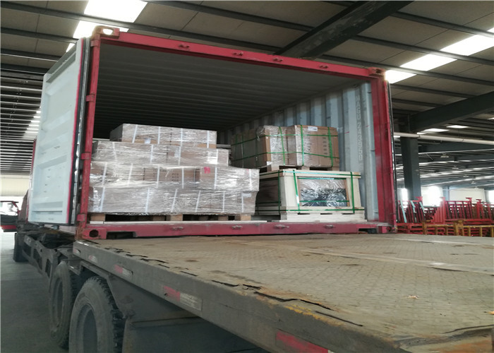 4mm Thickness Ultra Clear Tempered Glass , Solar Tempered Glass Flat Edge