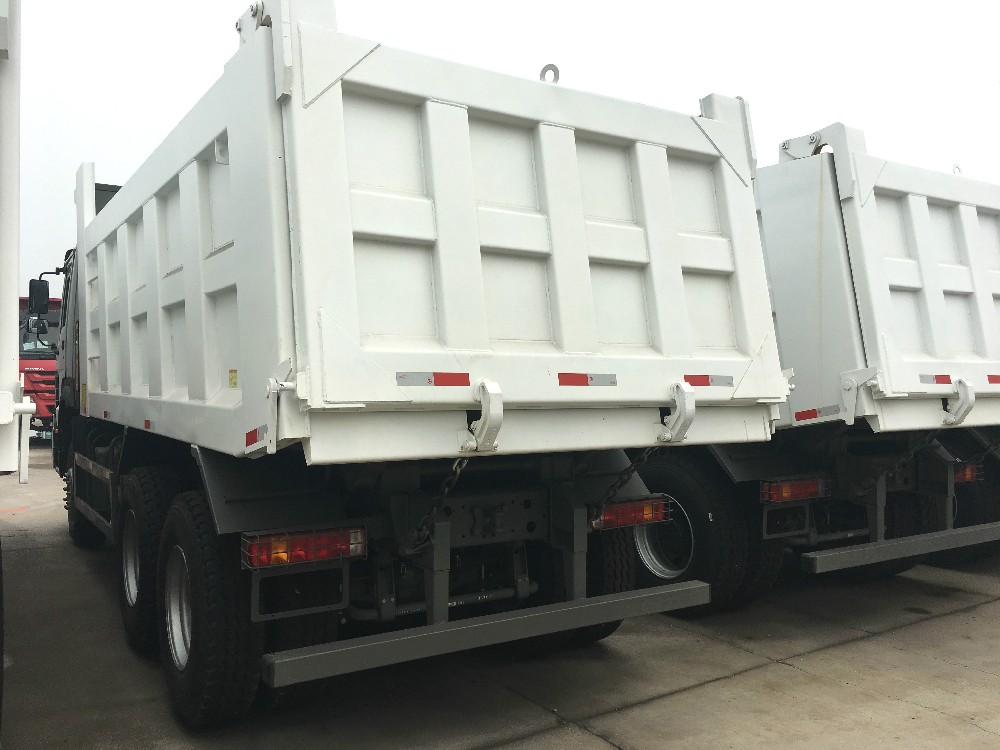 16-20 Cubic Meters Sinotruk HOWO A7 Truck , 6x4 10 Wheels 336HP 371HP End Dump Truck