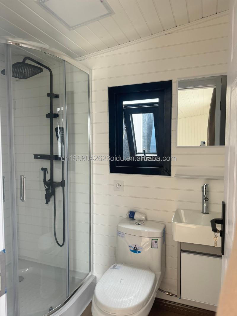 Hotel 20ft Modular Prefabricated Container House with Big One-Sided Glass Sunroom and Aluminum Alloy Windows
