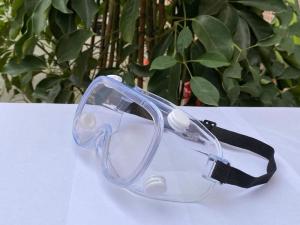 Quality Chemical Resistant Medical Safety Goggles Anti Fog Safety Glasses 76g wholesale