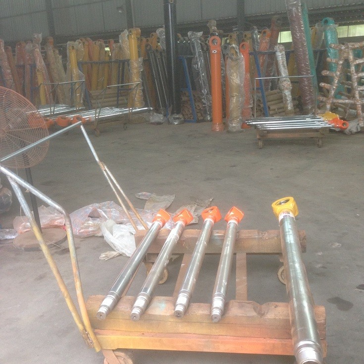 Doosan DH130 bucket hydraulic cylinder rod，Doosan excavator cylinder