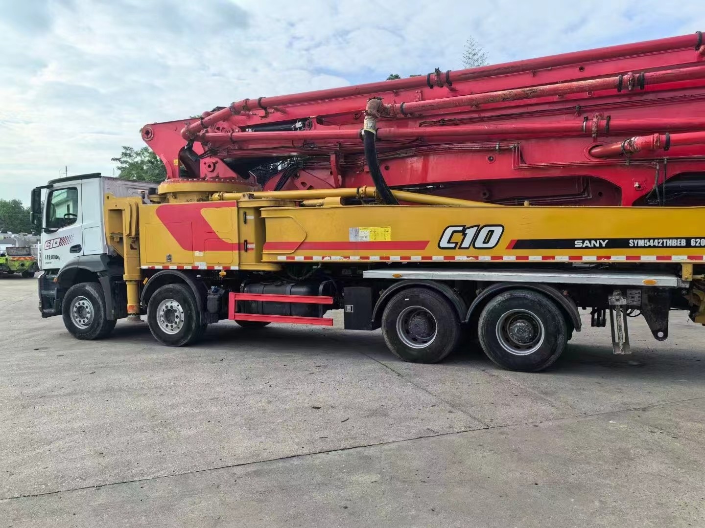 SANY Mercedes Chassis 62M 2021 2020 Affordable Sany Zoomlion Concrete Pump Truck in Good Condition