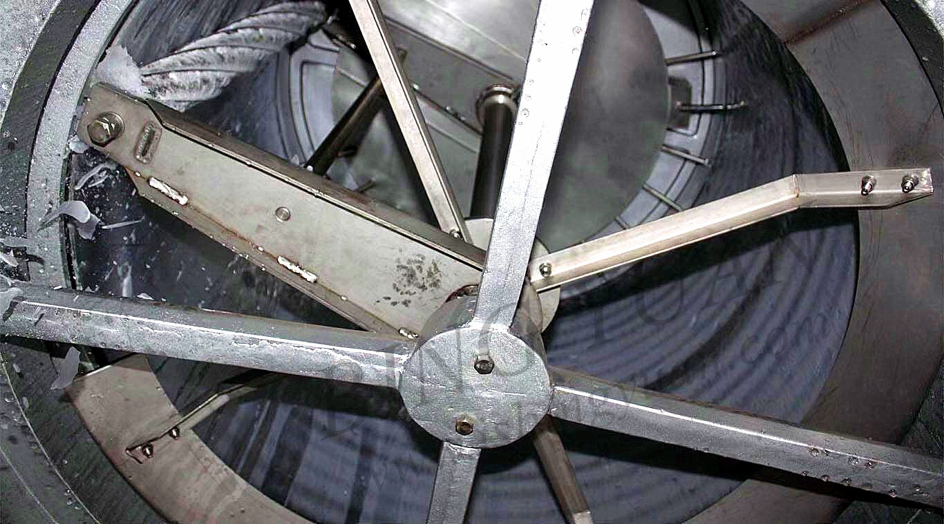 SUS304 Stainless Steel 25ton Seawater Flake Ice Machine Industrial Applications