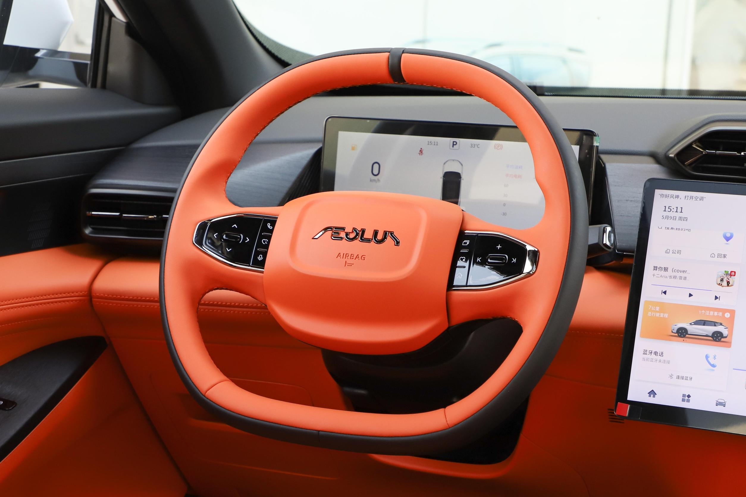 Compact SUV Dongfeng Aeolus L7 1.5T 154Ps L4 Pure Electric Range 110km 0.5H Fast Charging 5 Door 5 Seat