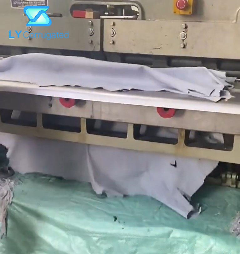OEM 12630MM Industrial Cutting Blade Nonwoven Cloth Fur Splitting Machine Band Knife