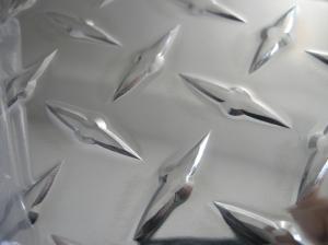 Quality OEM Anti Skidding Aluminium Chequer Plate Flooring For Customer Bus​ wholesale