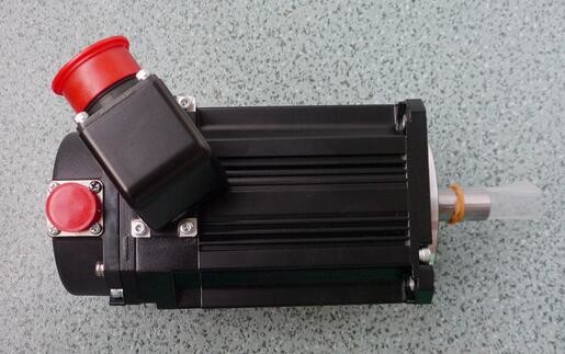 HG-JR103 Mitsubishi MR-JE Series 1KW Servo Motor 3-phase 200 VAC to 240 VAC Original adn New